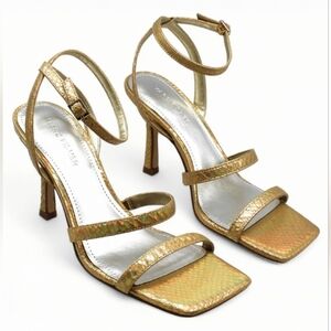 New Marc Fisher Deric Gold Holographic Strappy Square Toe Heels Size 9.5